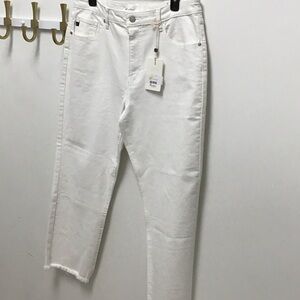 Kancan Women's White High-Rise cropped raw hem Straight Jeans